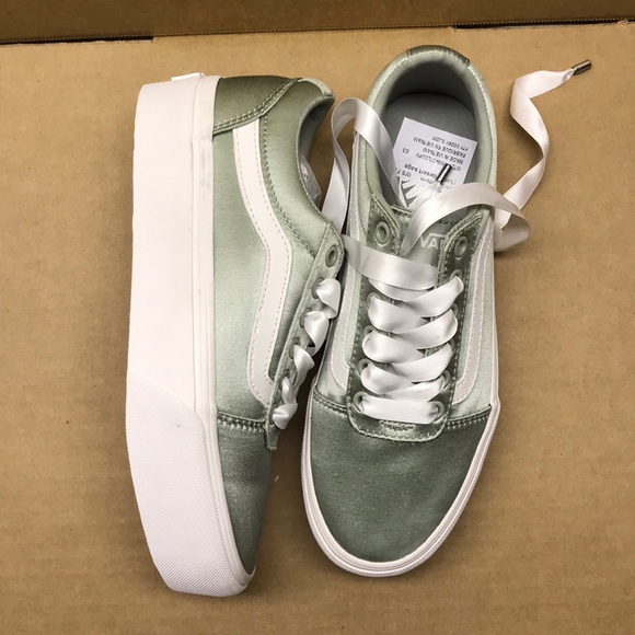 women's ward platform sneaker